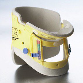 Collarín de inmovilización ajustable con 12 graduaciones