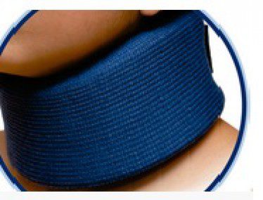 Collarín cervical de perfil medio, color azul