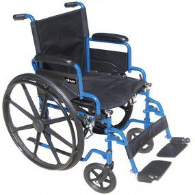 Silla de ruedas de 18" Streak con descansapies color azul