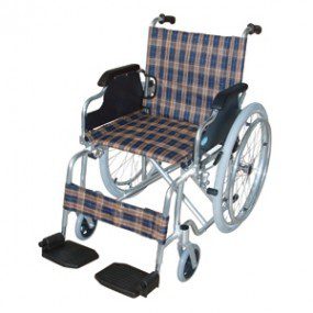 Silla de ruedas de aluminio ultraligera cromada