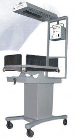 Cuna térmica de calor radiante manual con fototerapia